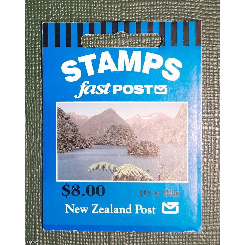 A8 New Zealand Booklet $8.00 Mint Self-adhesive