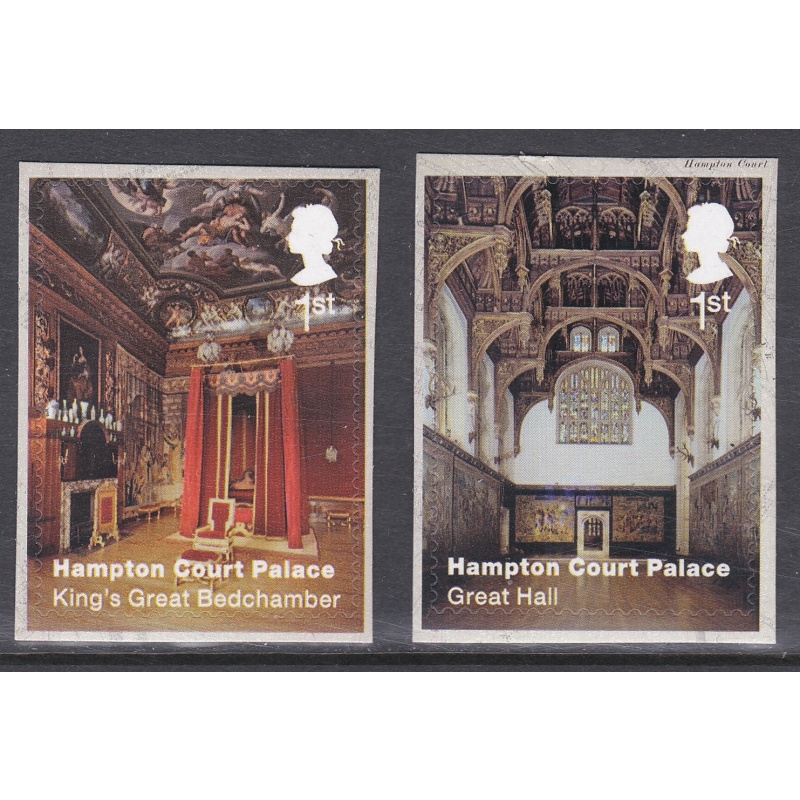 PM62 2018 Hampton Court Palace 1st class stamps from booklet pair U M