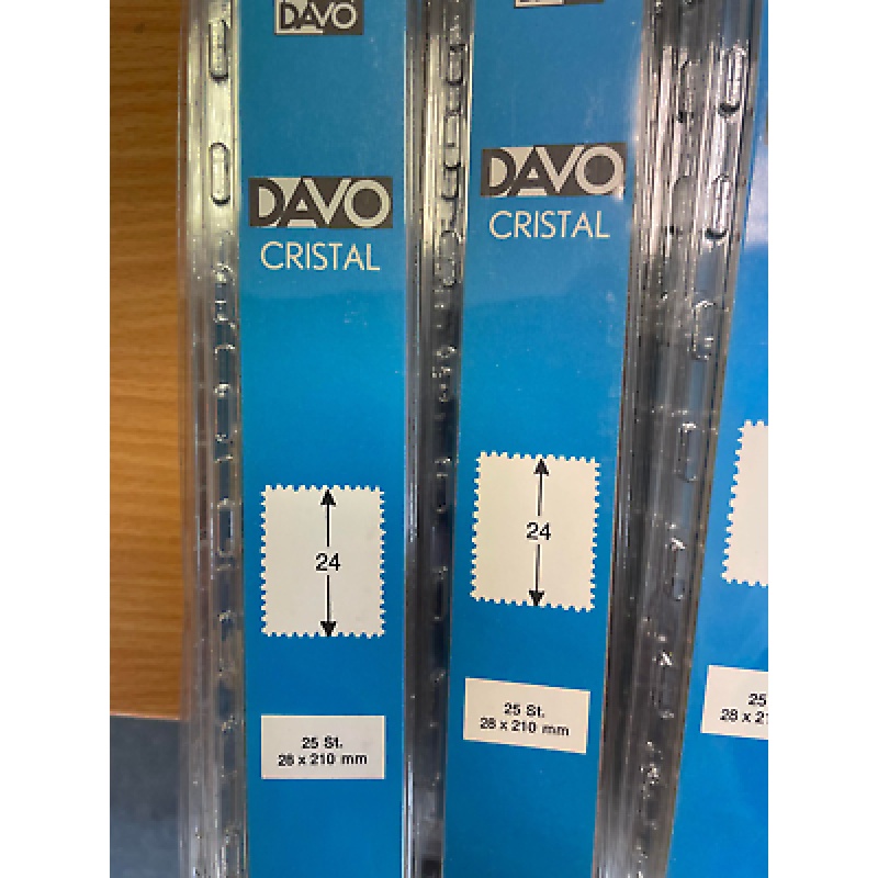 DAVO crystal clear hingeless top opening mounts 28mm x 210mm x 25 strips