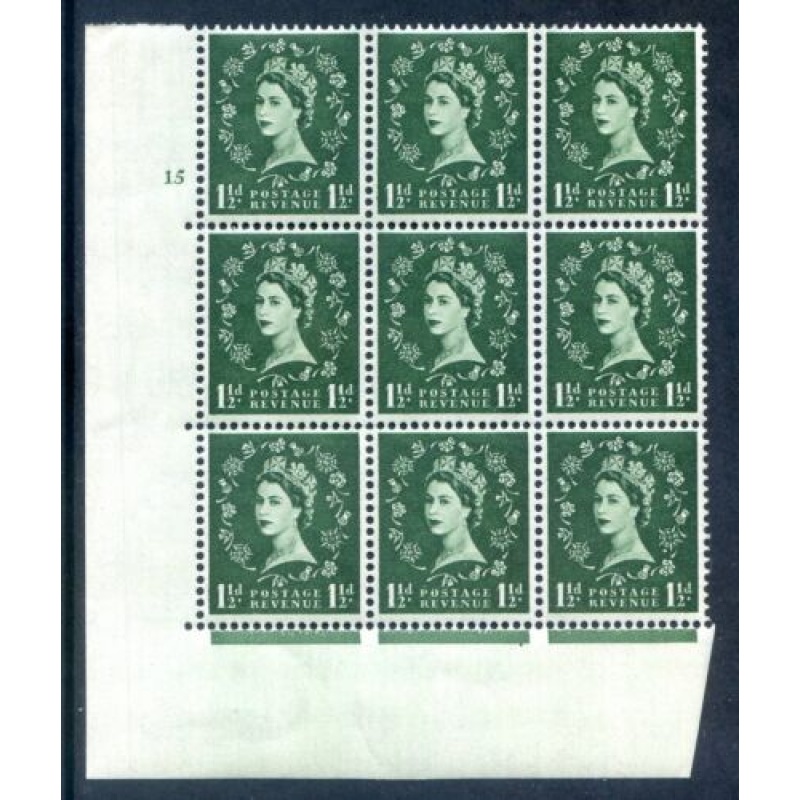 GB 1 2 d Green SG542 Unmounted mint Block 9 Spot Between Rose  Shamrock Fla