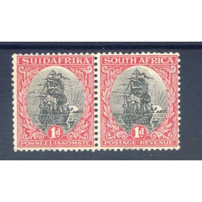 Union of South Africa 1d Black  Carmine SG43d Mounted Mint Pair