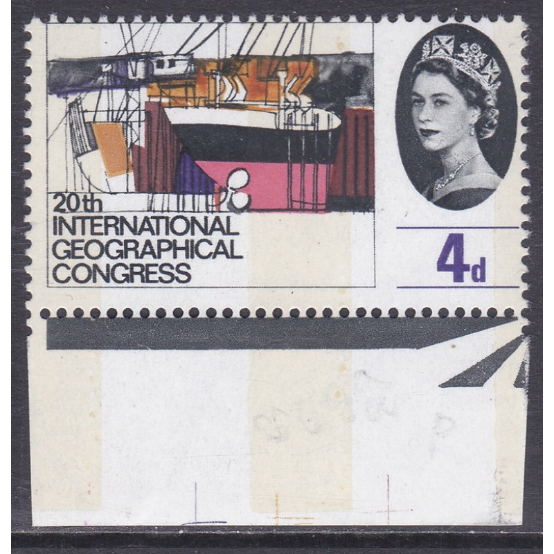 Sg 652p 4d IGC Misperf UNMOUNTED MINT (SN)