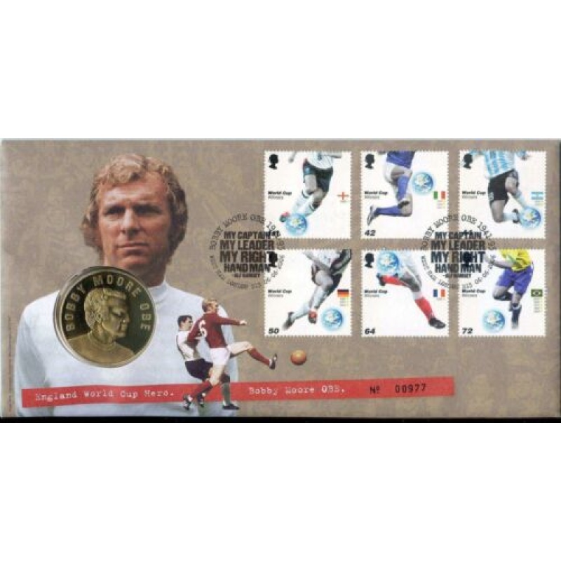 2006 Royal Mail   Mint - World Cup Winner - Bobby Moore Medallic Coin Cover