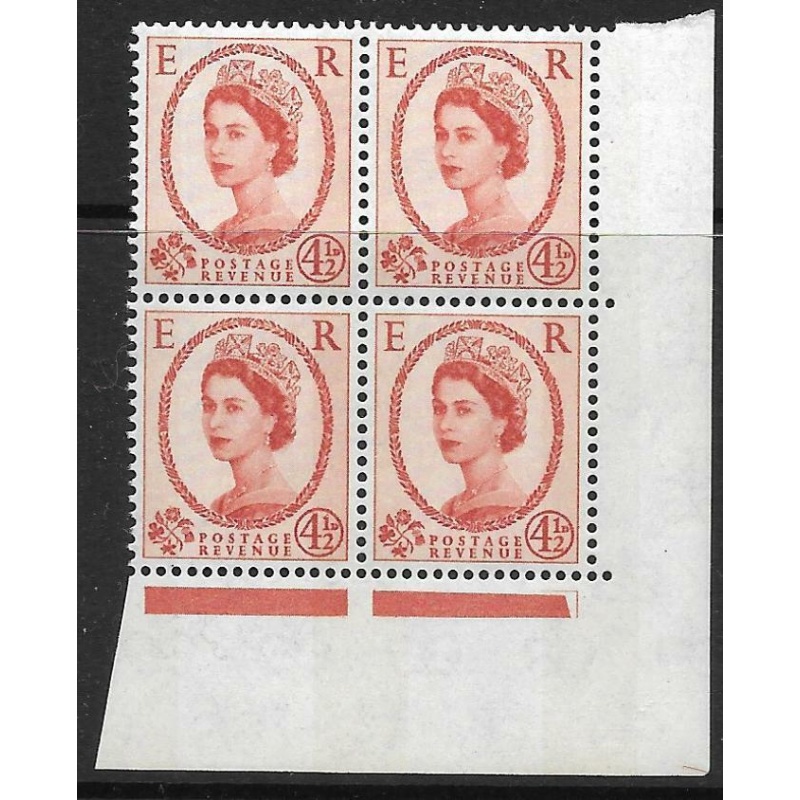 S98c 4d Wilding Phosphor with Phantom Frame Block of 4 UNMOUNTED MINT