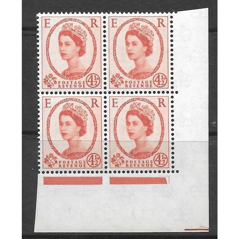 S94a 4d Wilding Crowns on White with Phantom Frame Block of 4 UNMOUNTED MINT